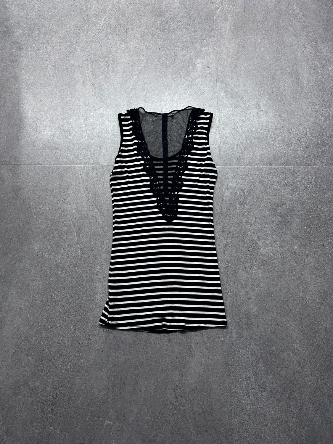 Stripe Sequin Back Sheer Sleeveless Top 상품이미지7