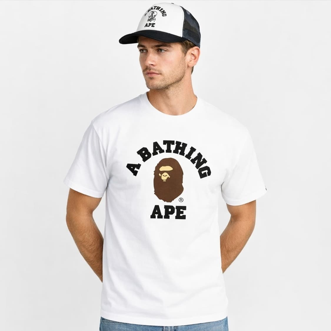 베이프컬리지 반팔티 화이트XL (새상품/정품) 상품이미지4