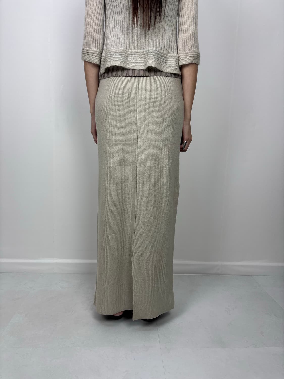 STRUCTURED KNIT SKIRT 상품이미지2