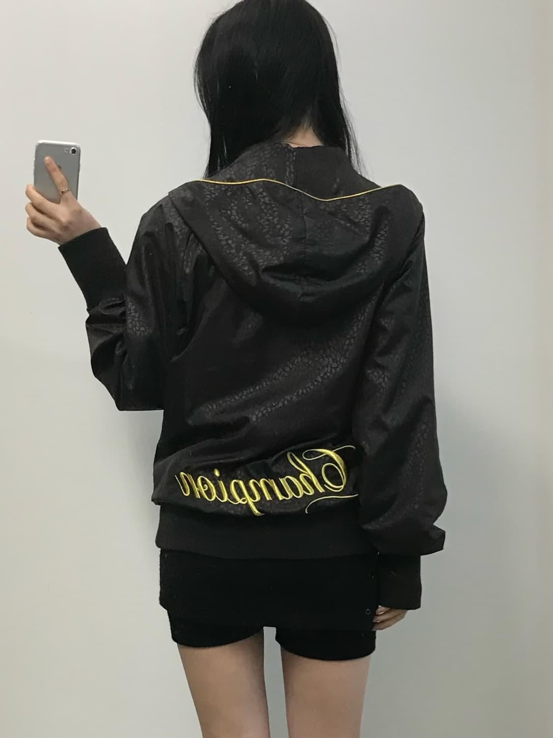 챔피온 금장 자수로고 블랙 후드 바람막이 상품이미지2