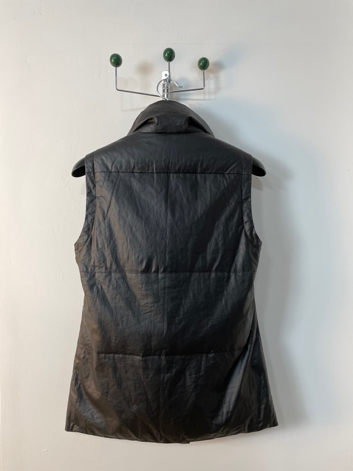 Dkny 하이 넥 코팅 조끼 패딩  상품이미지3