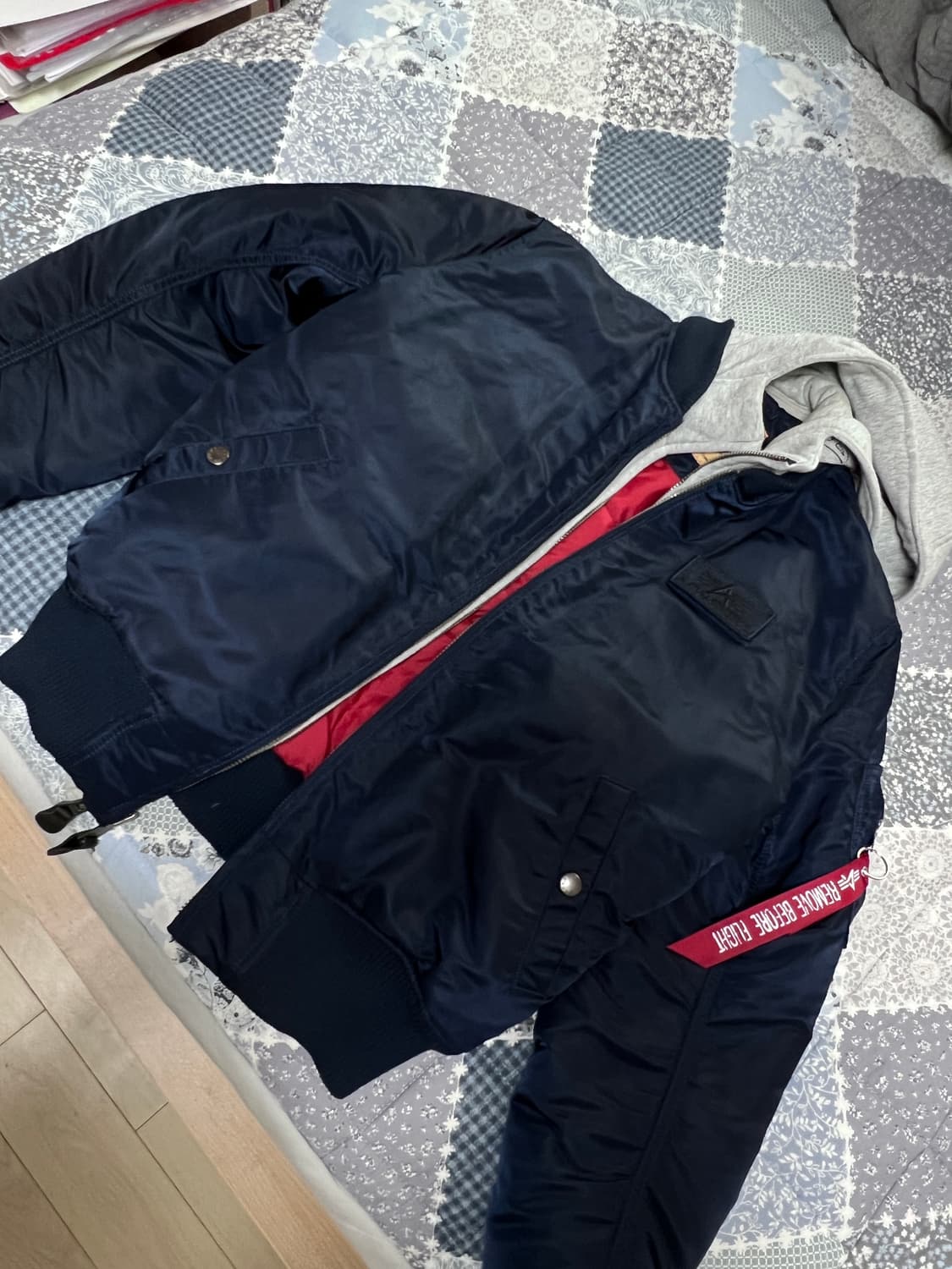 알파 인더스트리 봄버 패딩 상품이미지1