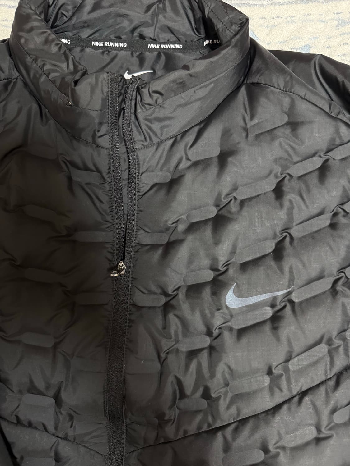 나이키 ADV 써마핏 에어로로프트 상품이미지2