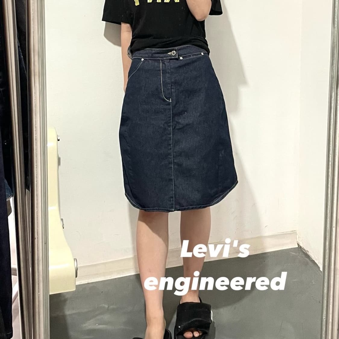리바이스 엔지니어드 데님 스커트 상품이미지1