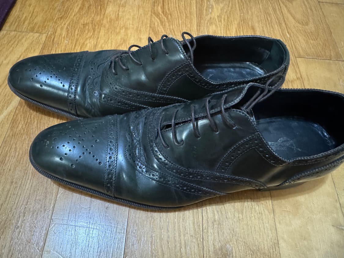 YSL 생로랑 남성 윙팁 로퍼 팝니다 상품이미지2