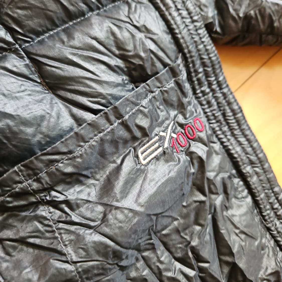 몽벨 1000필파워 UL구스다운 패딩 재킷 여95 상품이미지5