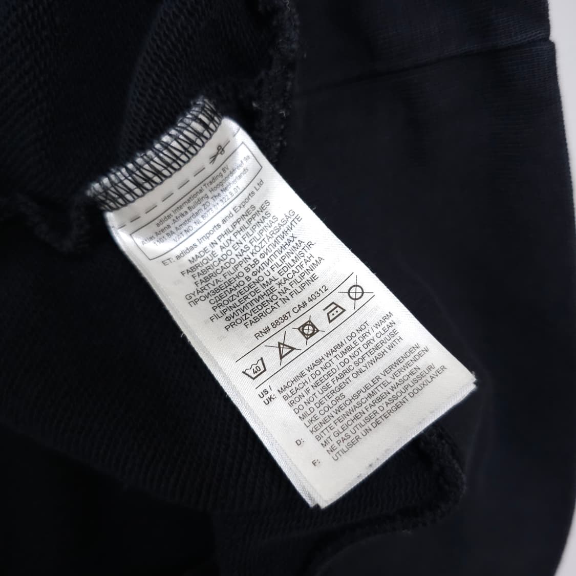 아디다스 19-20 레알마드리드 맨투맨 상품이미지4