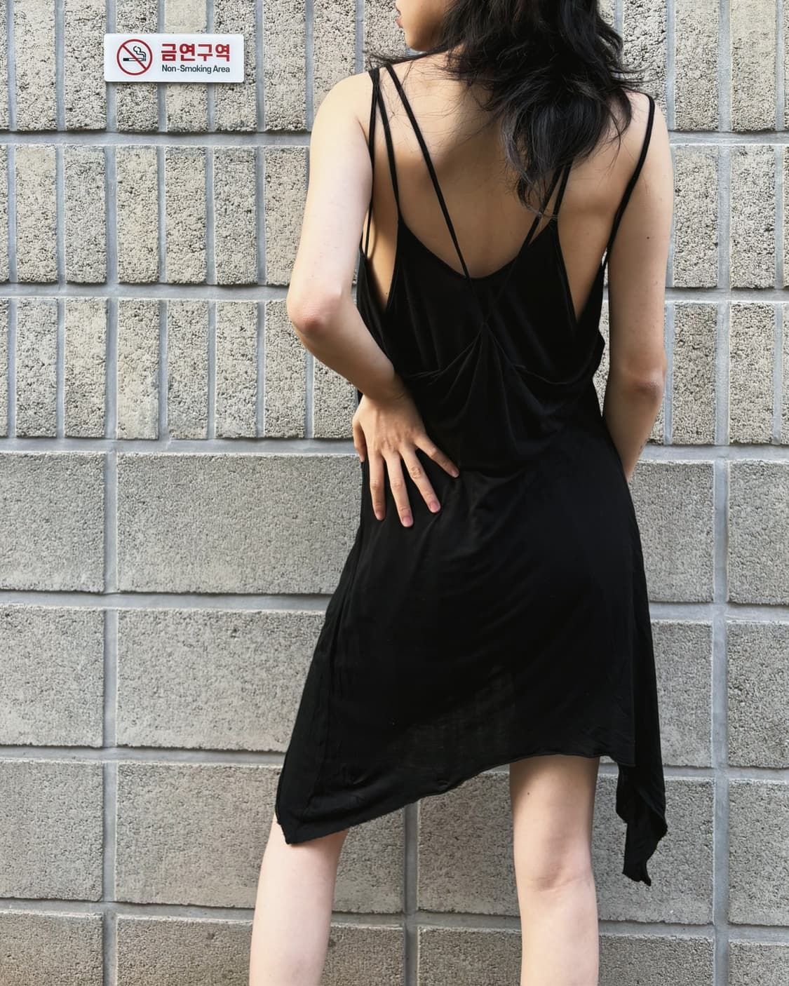 LGB 스트랩 슬리브리스 디테일 원피스 상품이미지1