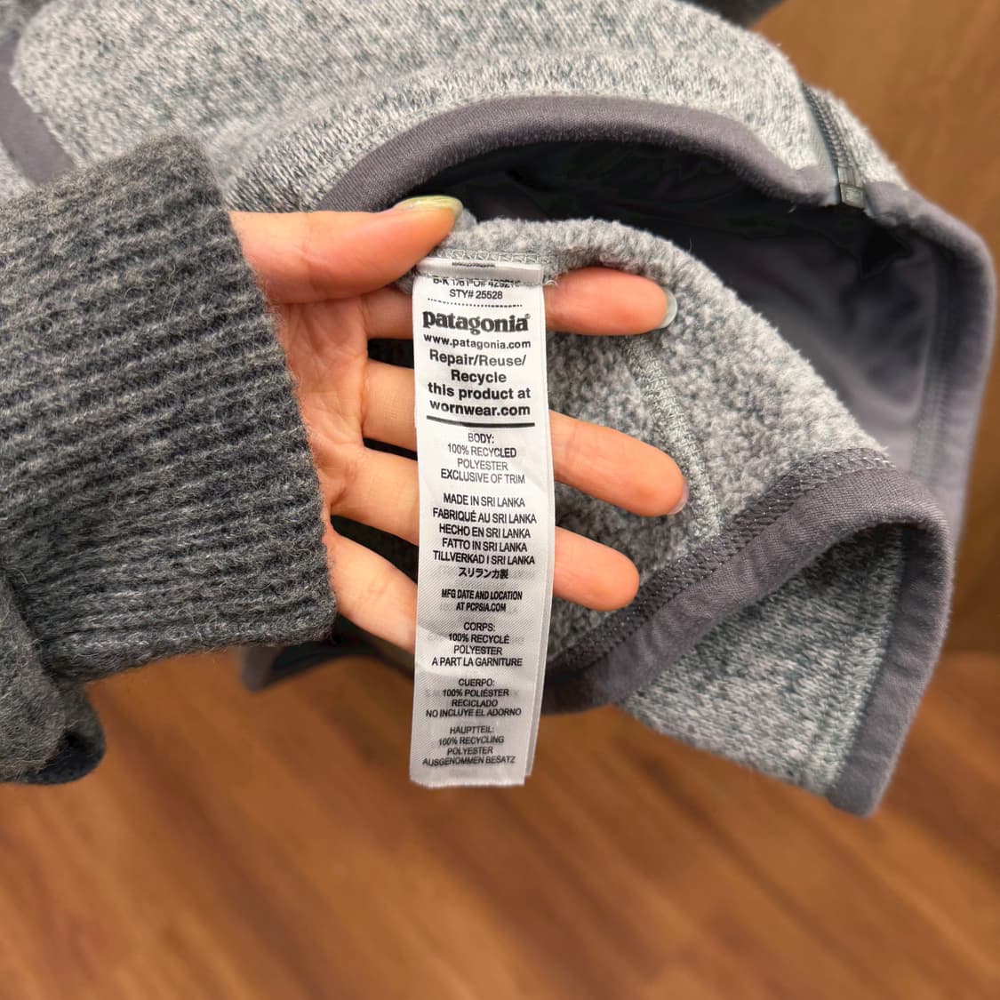 파타고니아 하이넥 신칠라 플리스 집업 지퍼 포켓 디테일 레귤러핏 그레이 상품이미지7