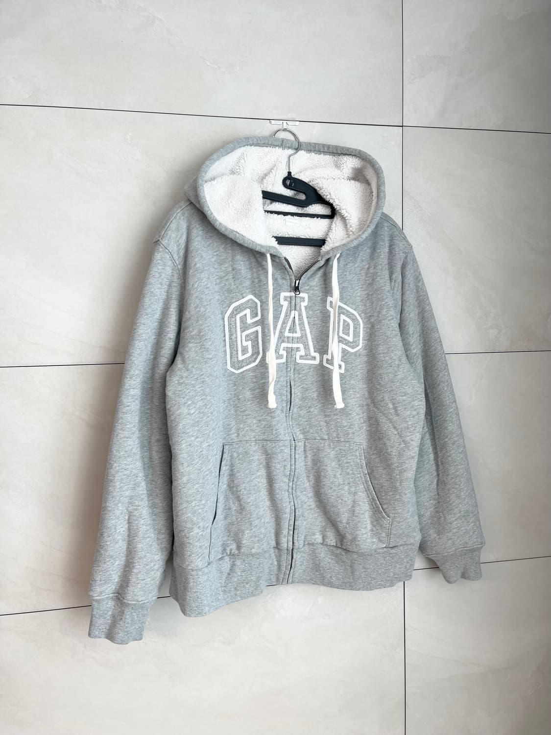 갭 GAP 양털 퍼 후드집업 그레이 (L)  상품이미지2