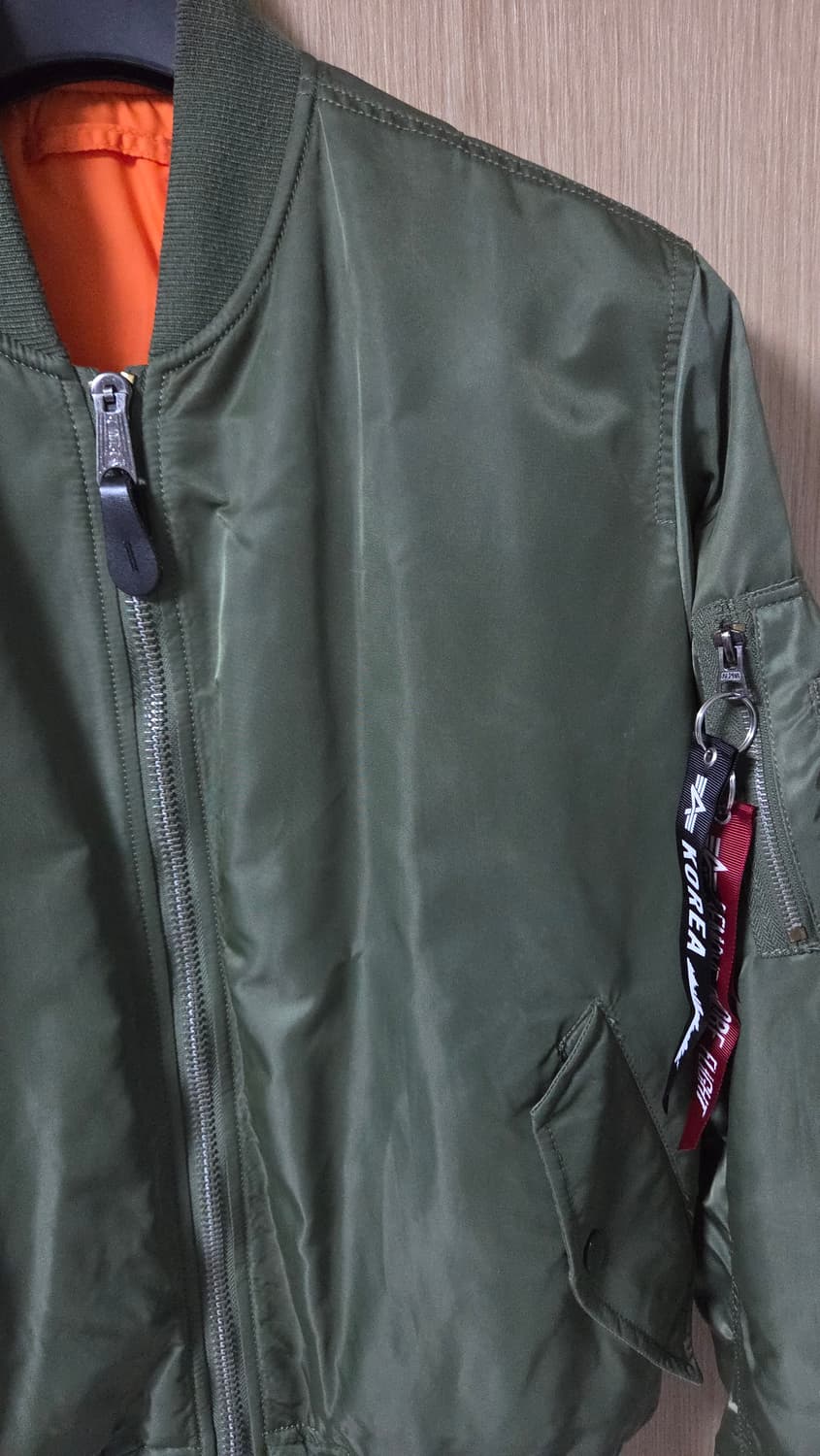 (착샷) 알파인더스트리 ma-1 세이지 마원 상품이미지3