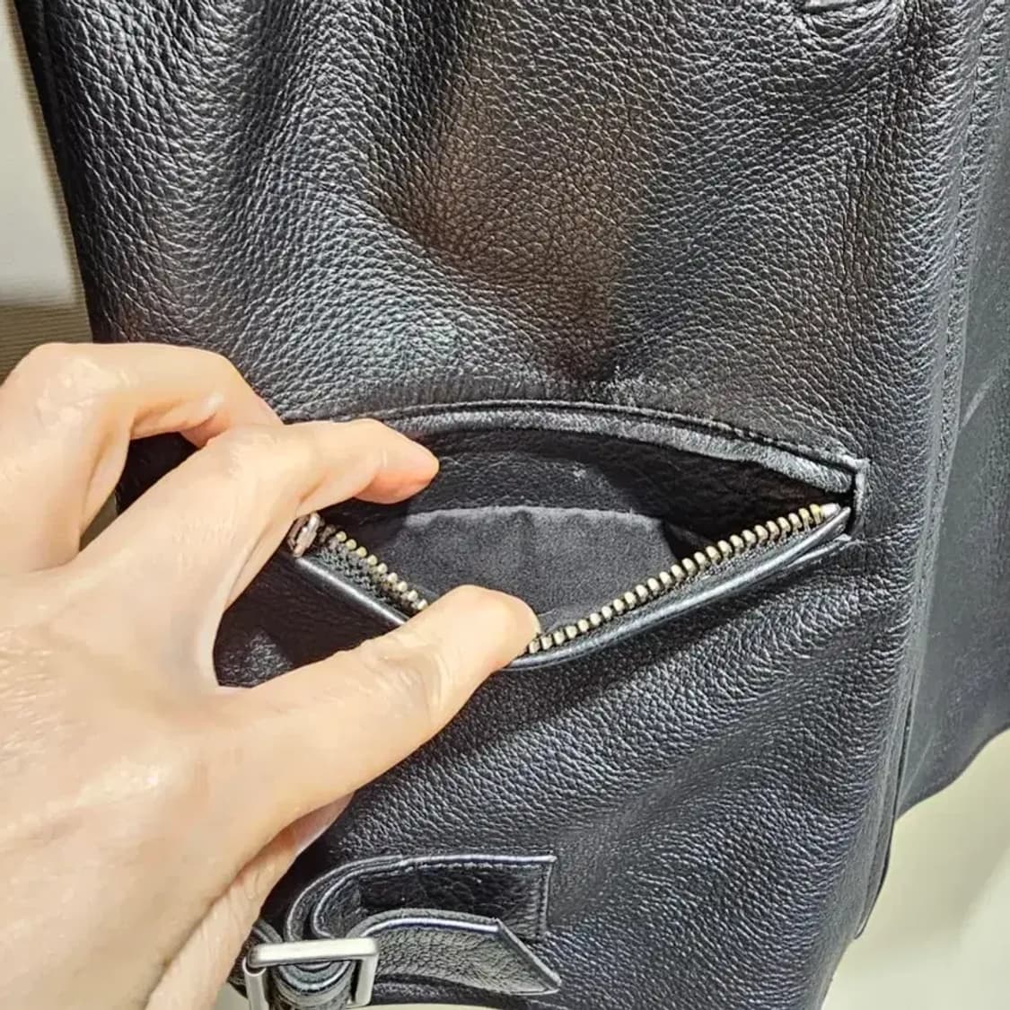 비바스튜디오 블랙 가죽 라이더 자켓~55 상품이미지5