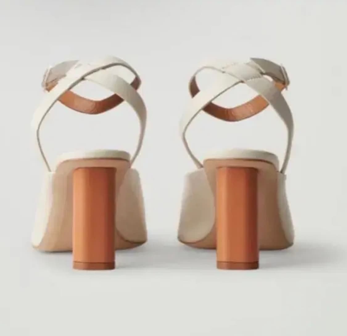 코스 COS 아이보리 색 베이지 스트랩 힐 상품이미지3