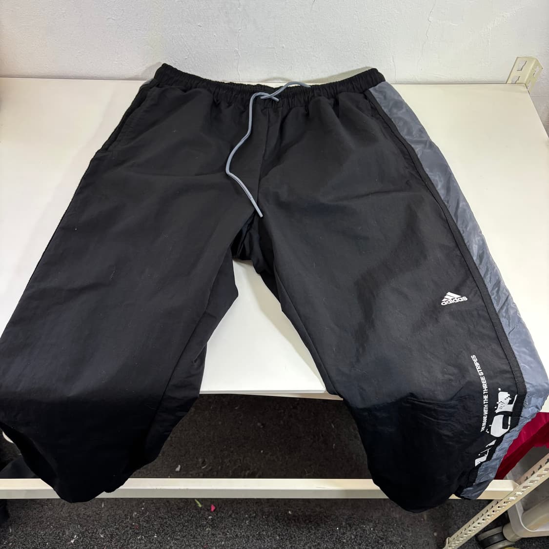XL-XXL 아디다스 블랙 나일론 우븐조거팬츠 상품이미지2