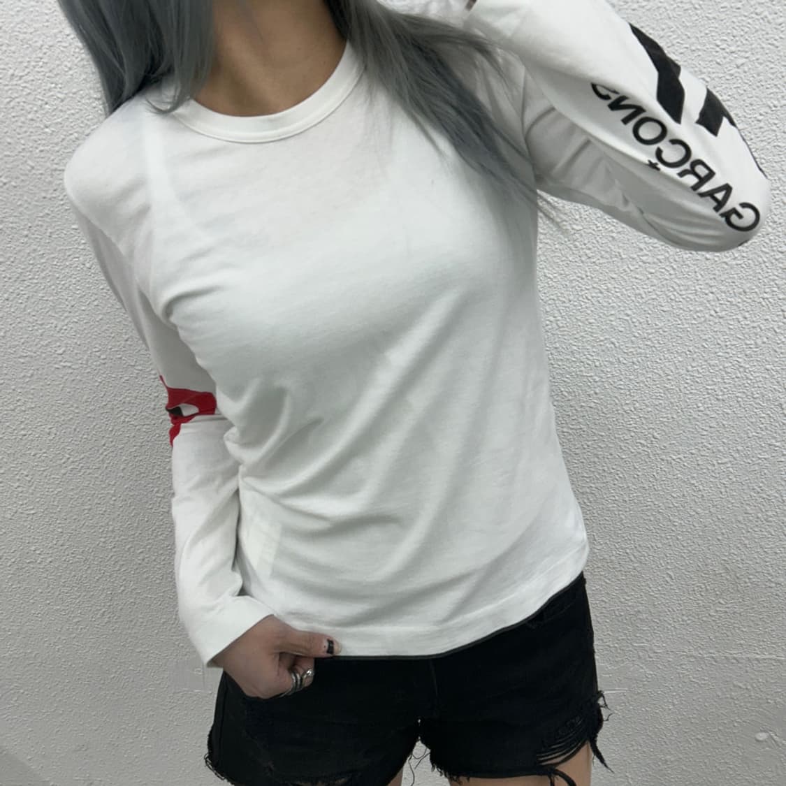 꼼데가르송 사이드 프린팅 화이트 롱슬리브 M 상품이미지1