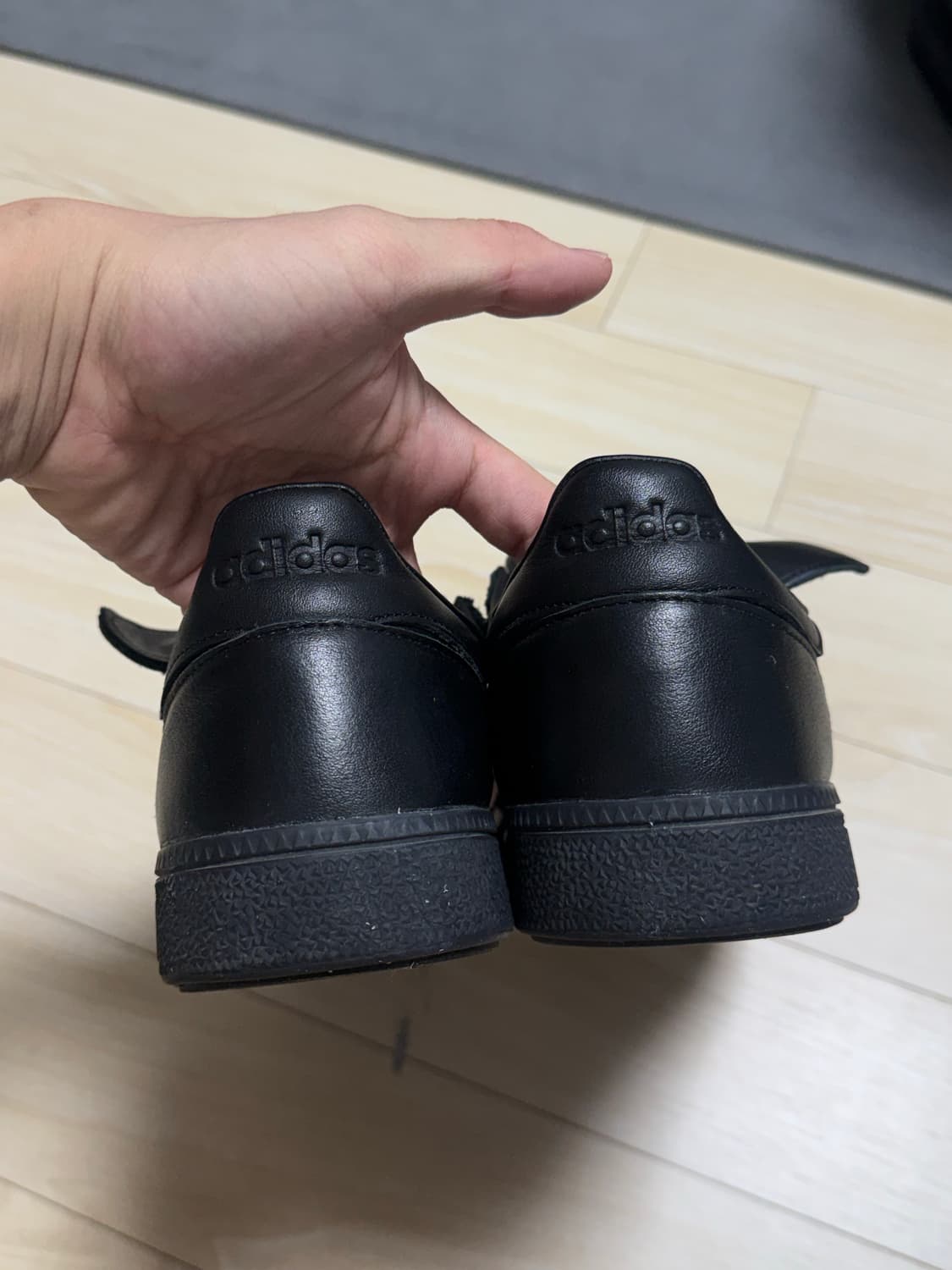 아디다스 스페지알 핸드볼 코어 블랙 클라우드 화이트 270 상품이미지2