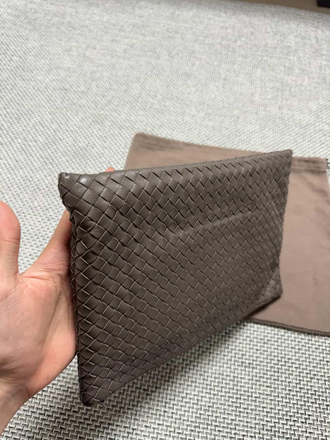 보테가베네타 인트레치아토 클러치 상품이미지3