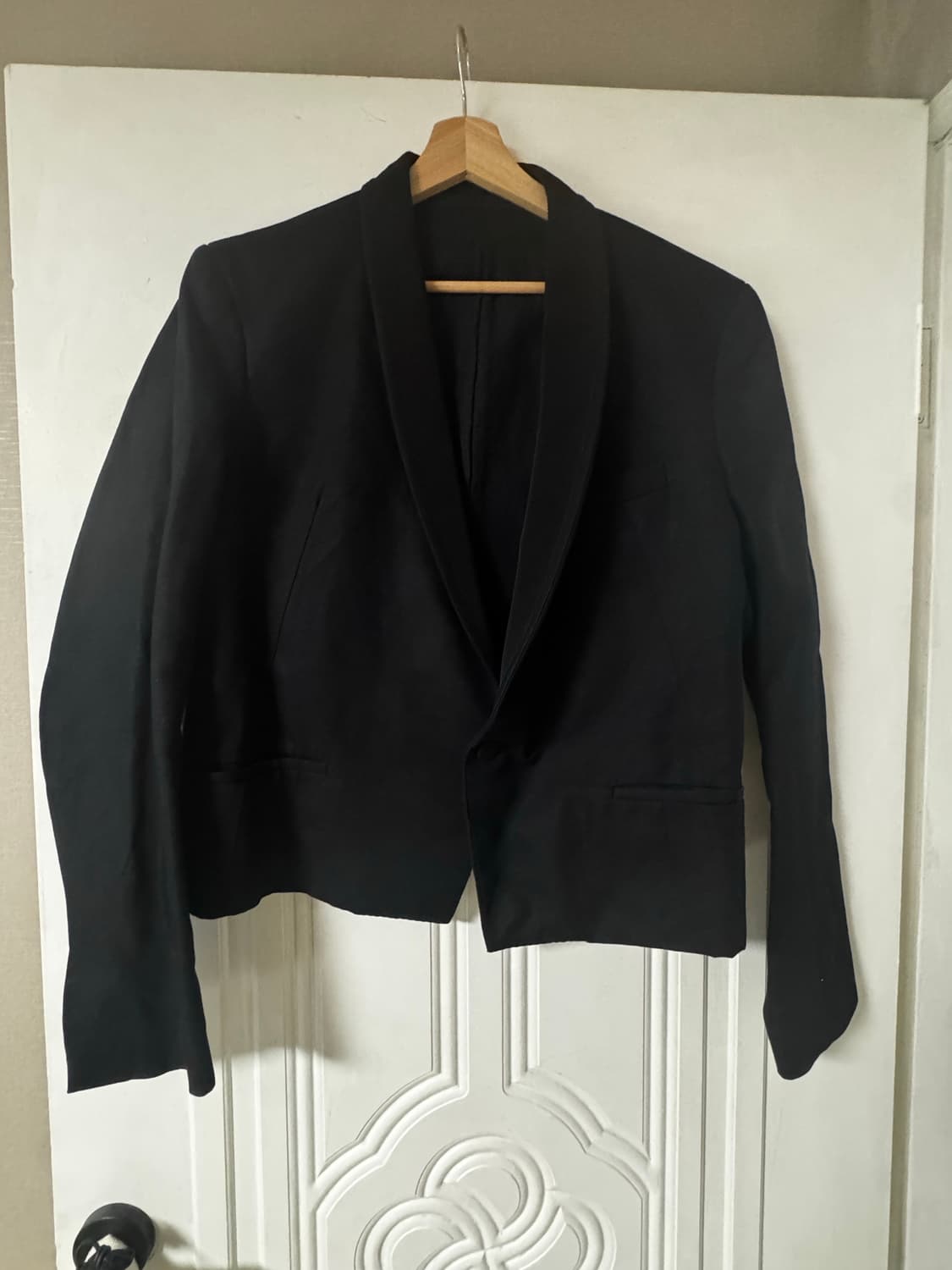 하이더 아커만 숄 칼라 크롭 자켛 상품이미지1