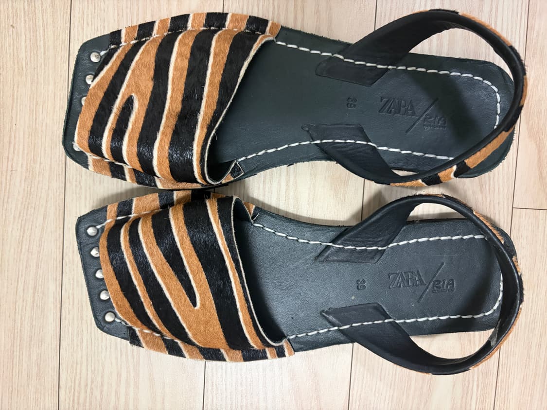 Zara X RIA 레오파드 송치 샌들 상품이미지2