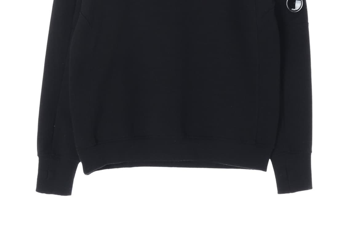 CP컴퍼니 렌즈패치 맨투맨 L 상품이미지4