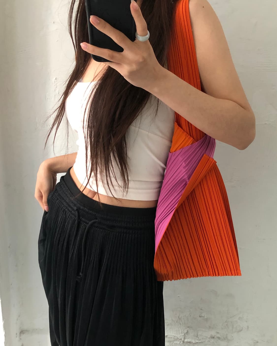 Issey Miyake 이세이미야케 오렌지 라벤더 컬러 플리츠 백 상품이미지2