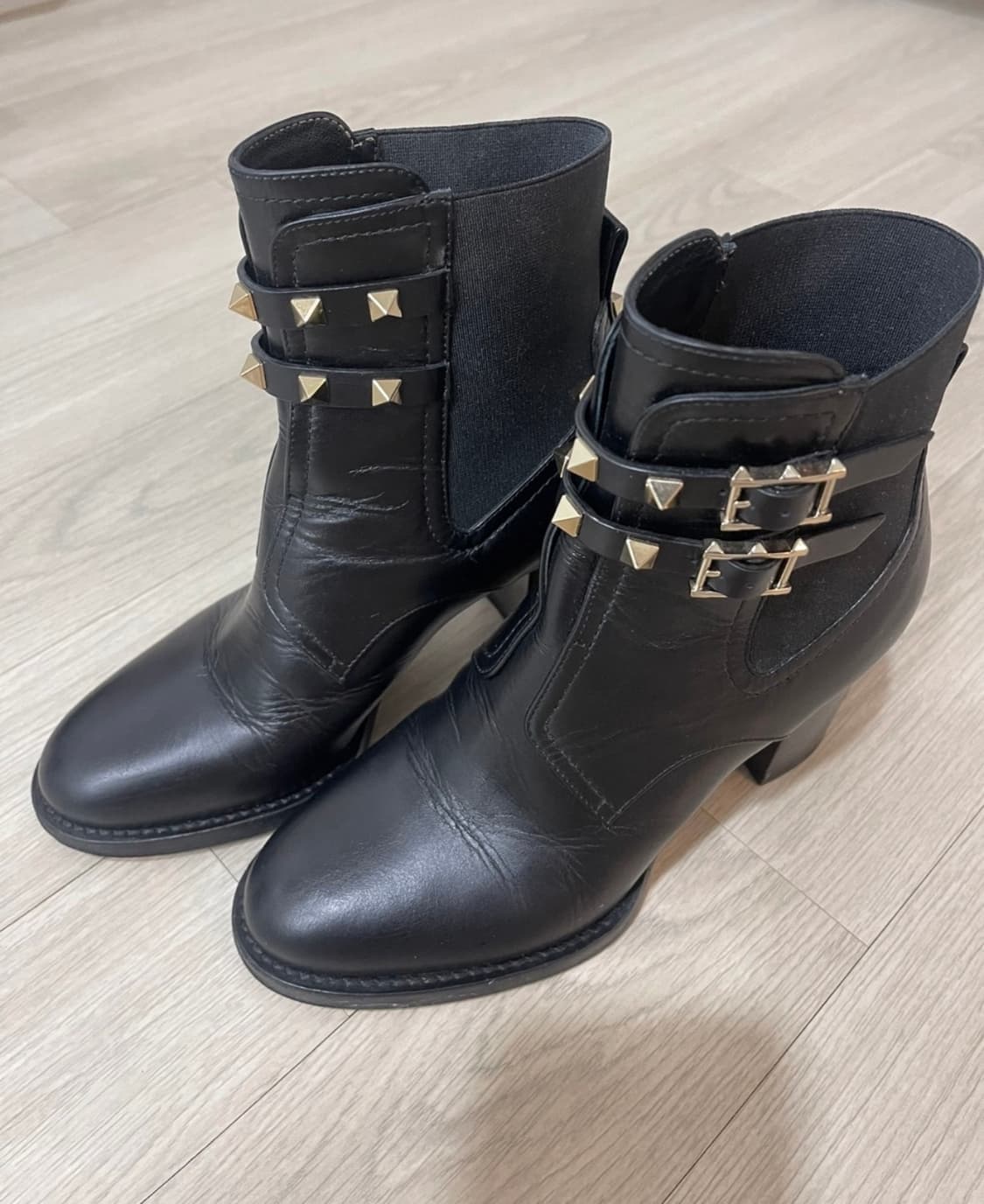 발렌티노 가라바니 락스터드 부츠 (36 사이즈) 상품이미지3