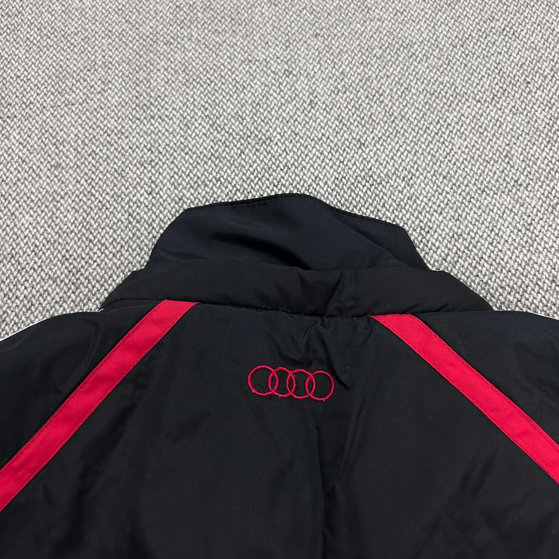 아우디 검빨 누빔 바람막이(100) 상품이미지7
