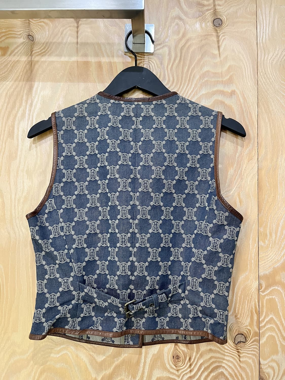 셀린느 트리옹프 레더 데님 베스트 상품이미지4