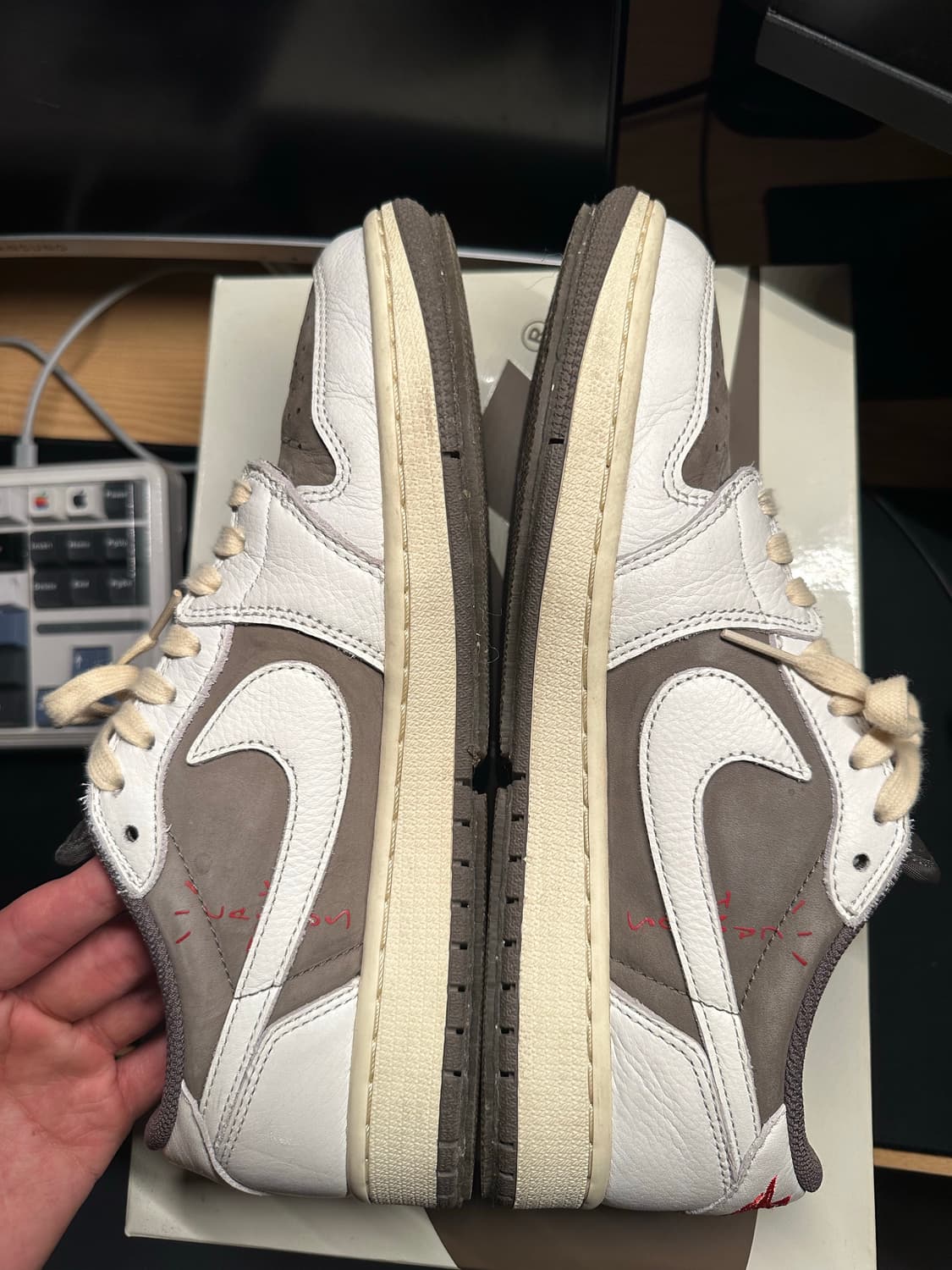 조던1 스캇 리버스모카 270 상품이미지4