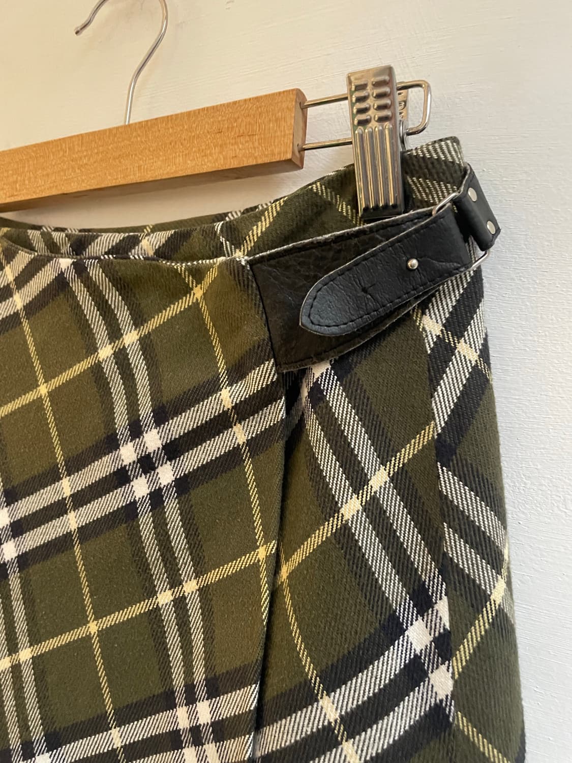 버버리 블루라벨 벨트 랩스커트 상품이미지5