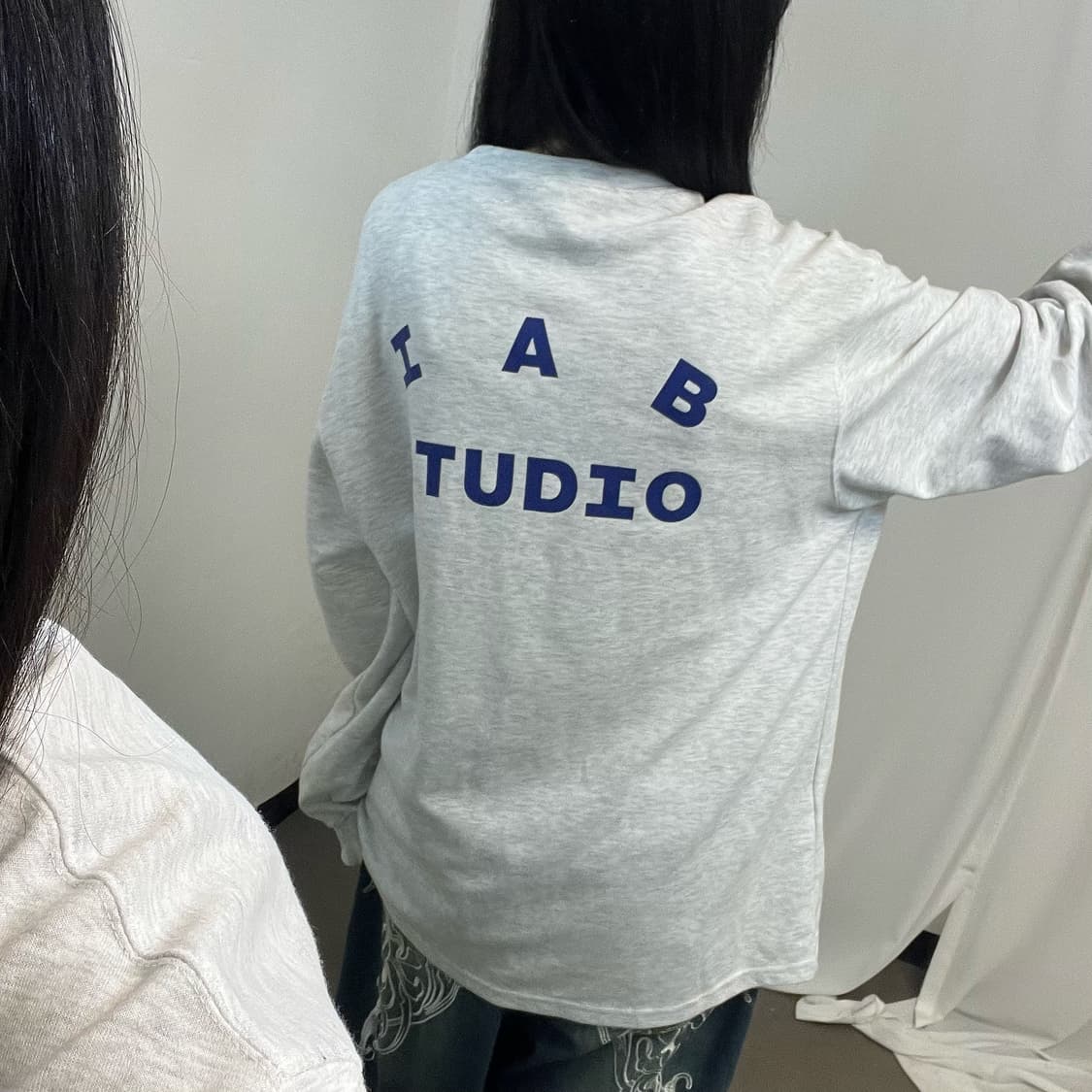 IAB Studio Melange Grey Sweatshirt (오염)  상품이미지3