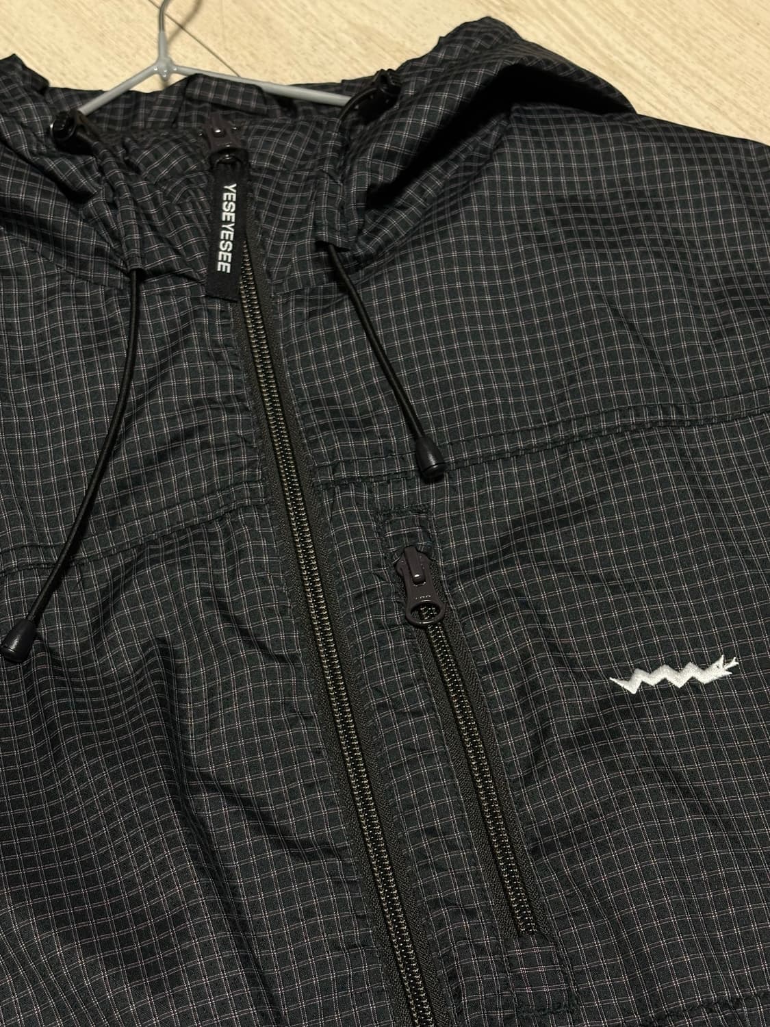 예스아이씨 체크 바람막이 s 상품이미지1