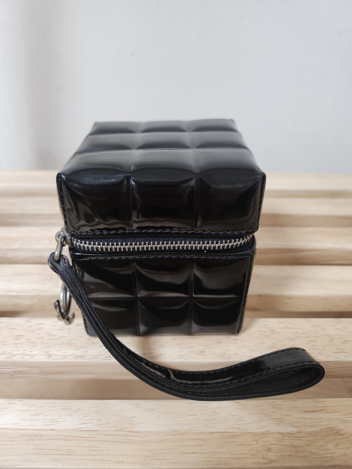 샤넬 퀼팅 페이던트 큐브백 정품 상품이미지3