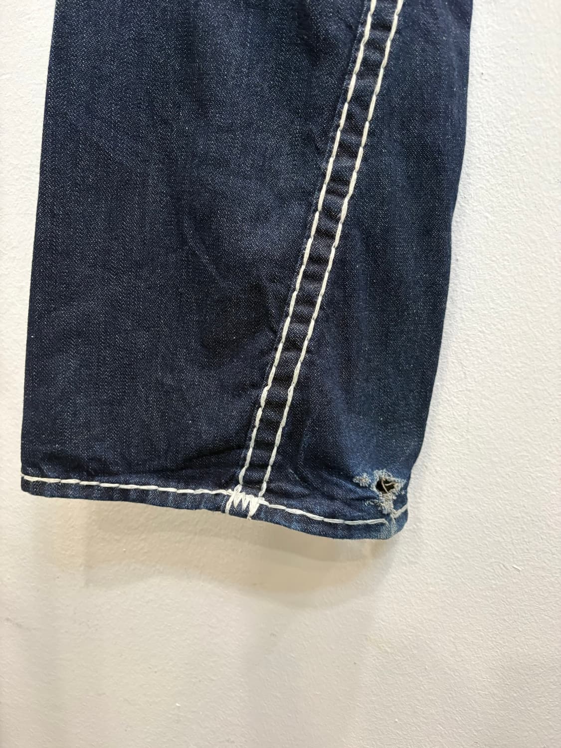트루릴리젼 조이 수퍼 T 부츠컷 데님 팬츠 (made in USA) 상품이미지7