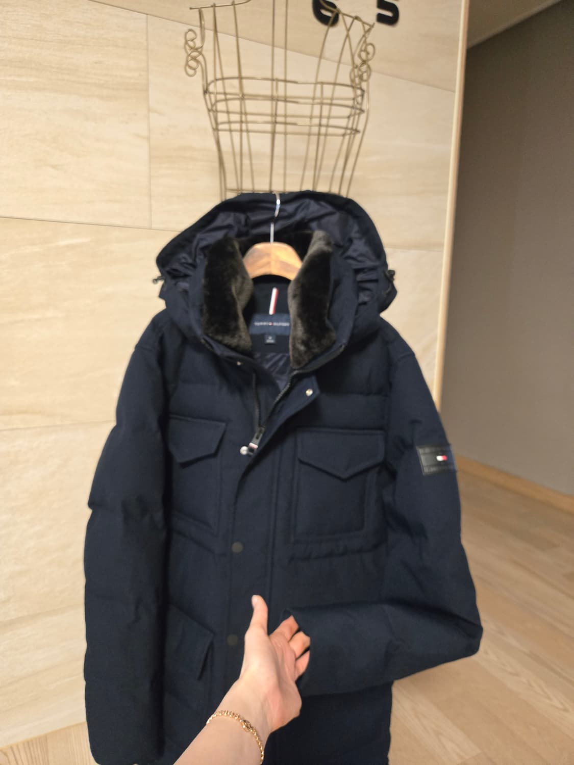 [m/100] 타미힐피거 남성 후드 패딩 상품이미지4