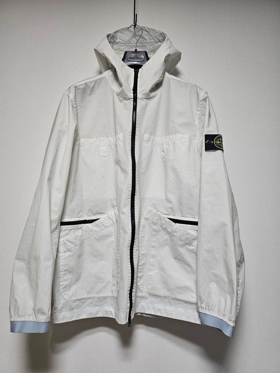 스톤아일랜드 AGGRESSIVE GOMMATO 후드 자켓 상품이미지1