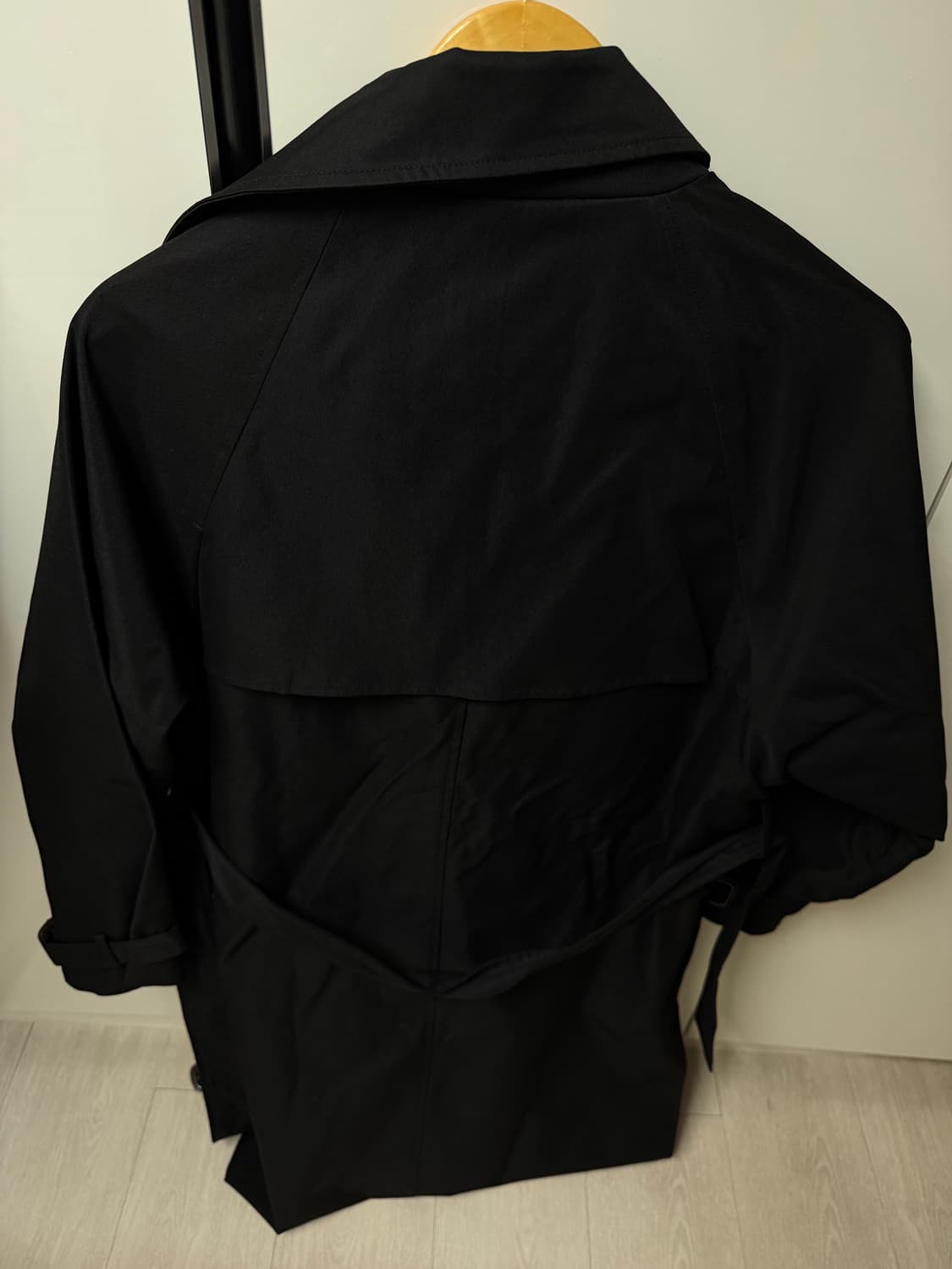 커먼유니크 트렌치코트 블랙 상품이미지3