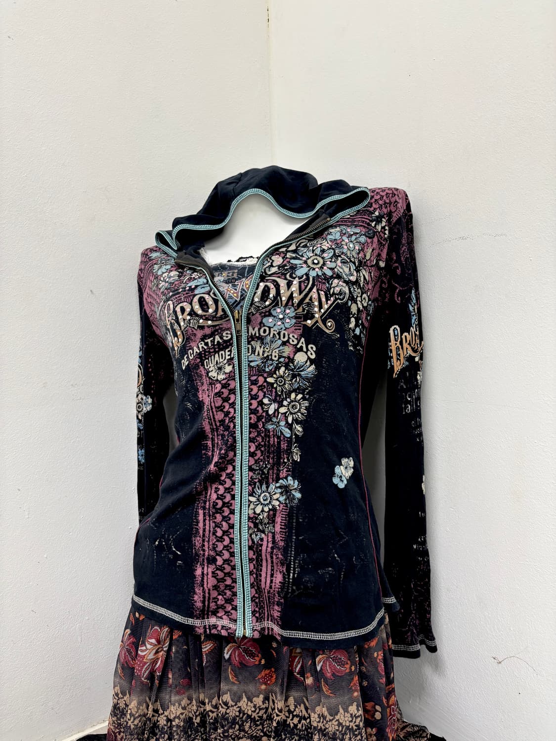 “Vintage” 00’s Design Oriental Mood Hood 상품이미지9