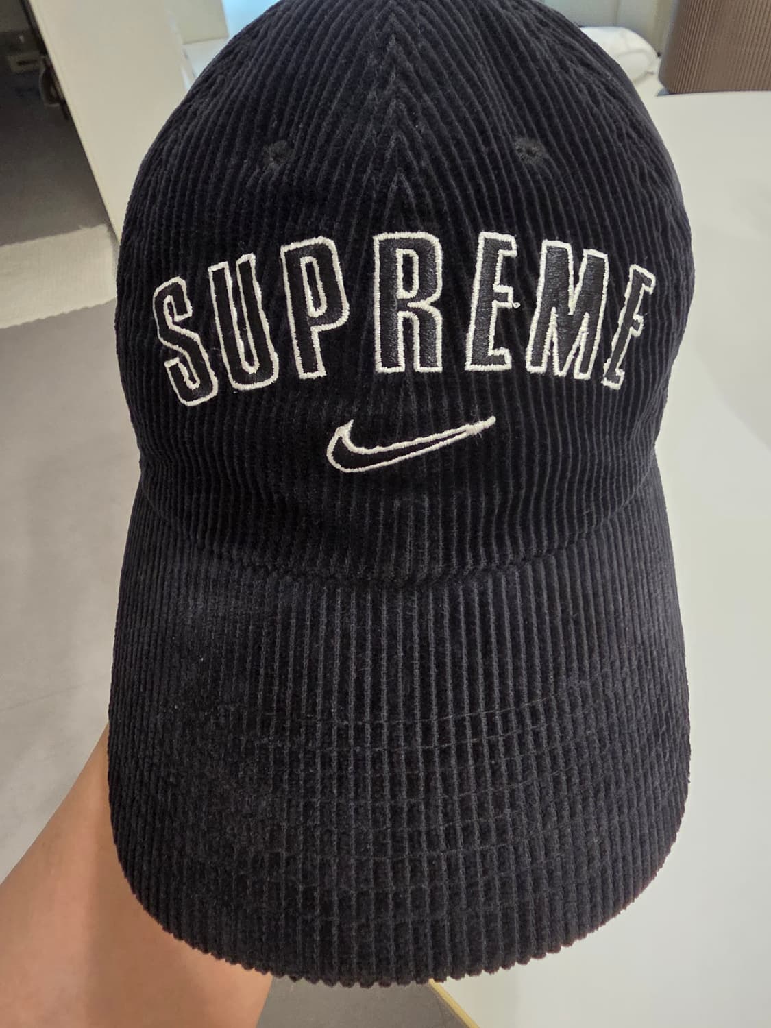 슈프림 x 나이키 아크 코듀로이 6-패널 캡 블랙 - 22SS 상품이미지5