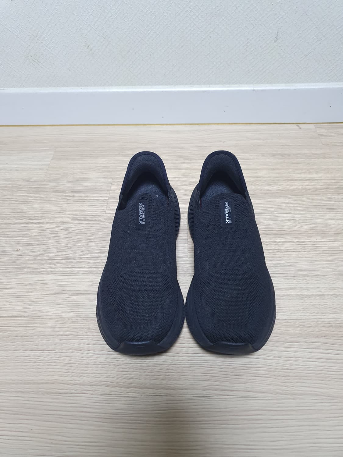 스케쳐스 맥스쿠셔닝 슬립온 255 상품이미지3