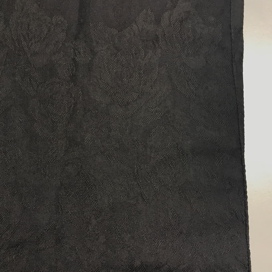 비비안웨스트우드 실크 혼방 스카프 블랙 상품이미지4