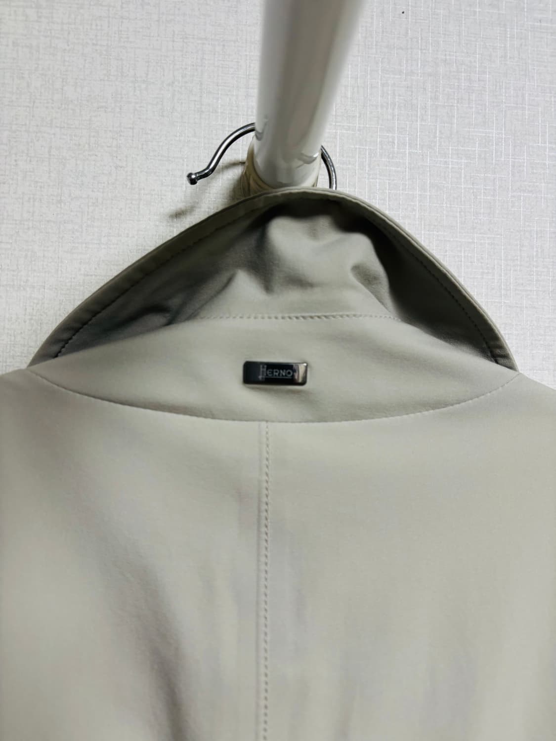 HERNO 에르노 라이트 베이지 트렌치코트 상품이미지6