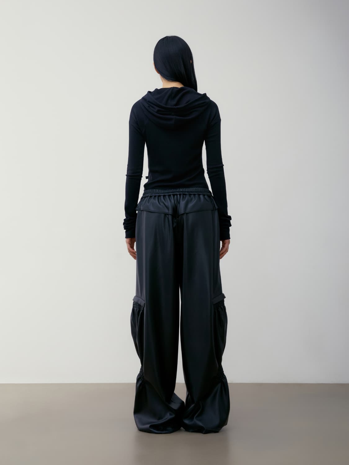 로우클래식 SHIRRING VOLUME LEATHER PANTS 팬츠 상품이미지6