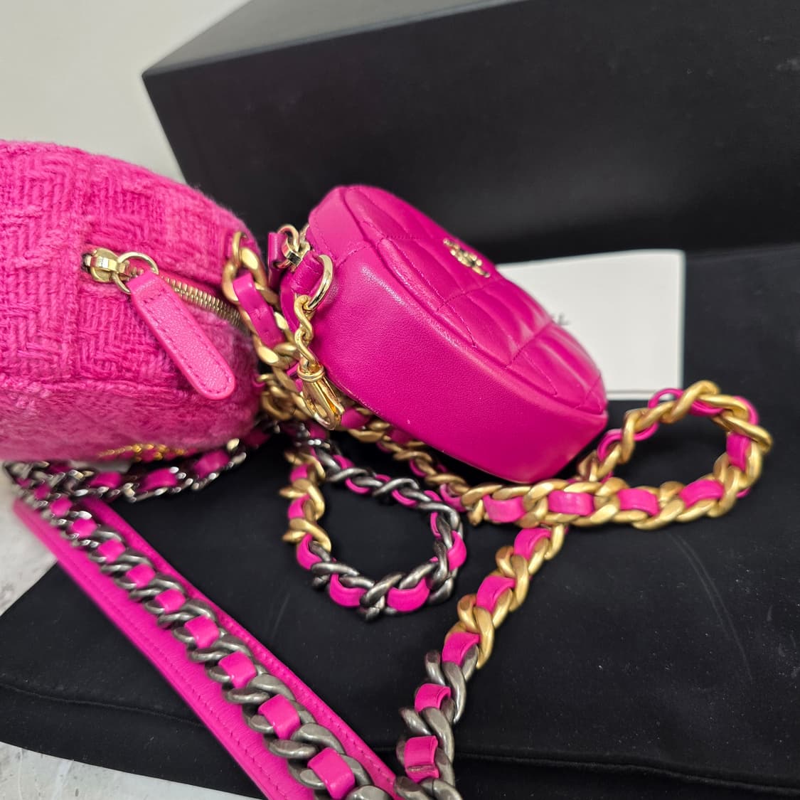 샤넬 19 트위드 탬버린백 동그리백 판매 상품이미지7