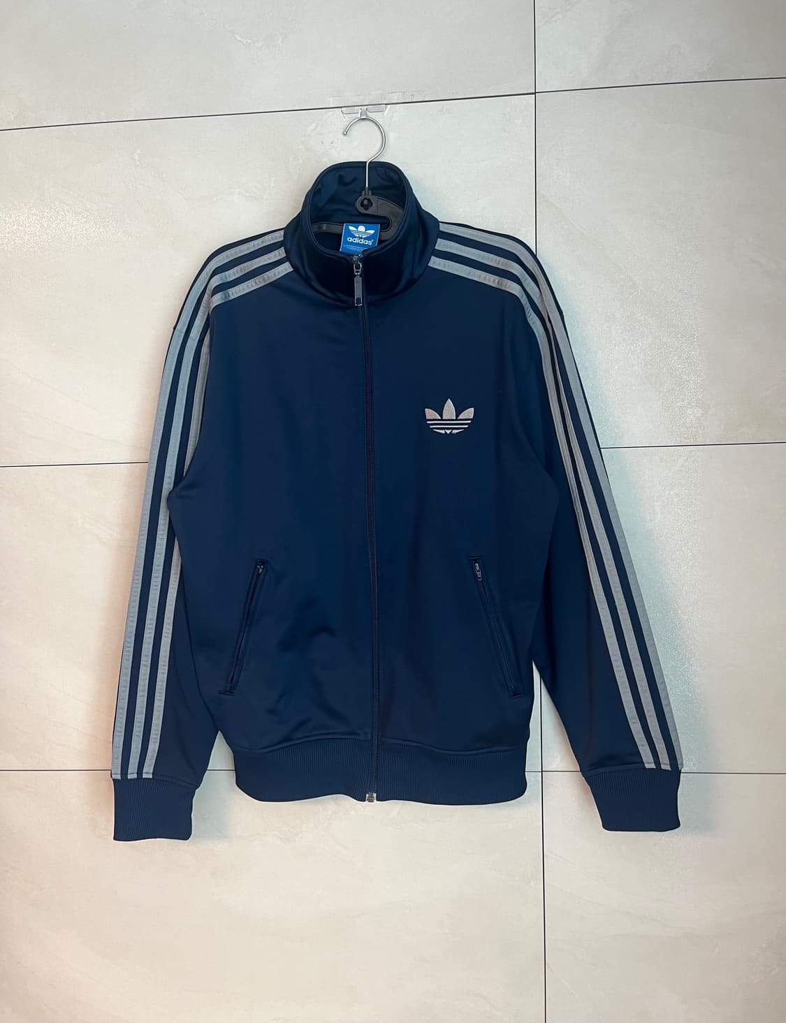 [해외/S] 아디다스 구파이어버드 대장 져지 네이비/그레이 라인 상품이미지1