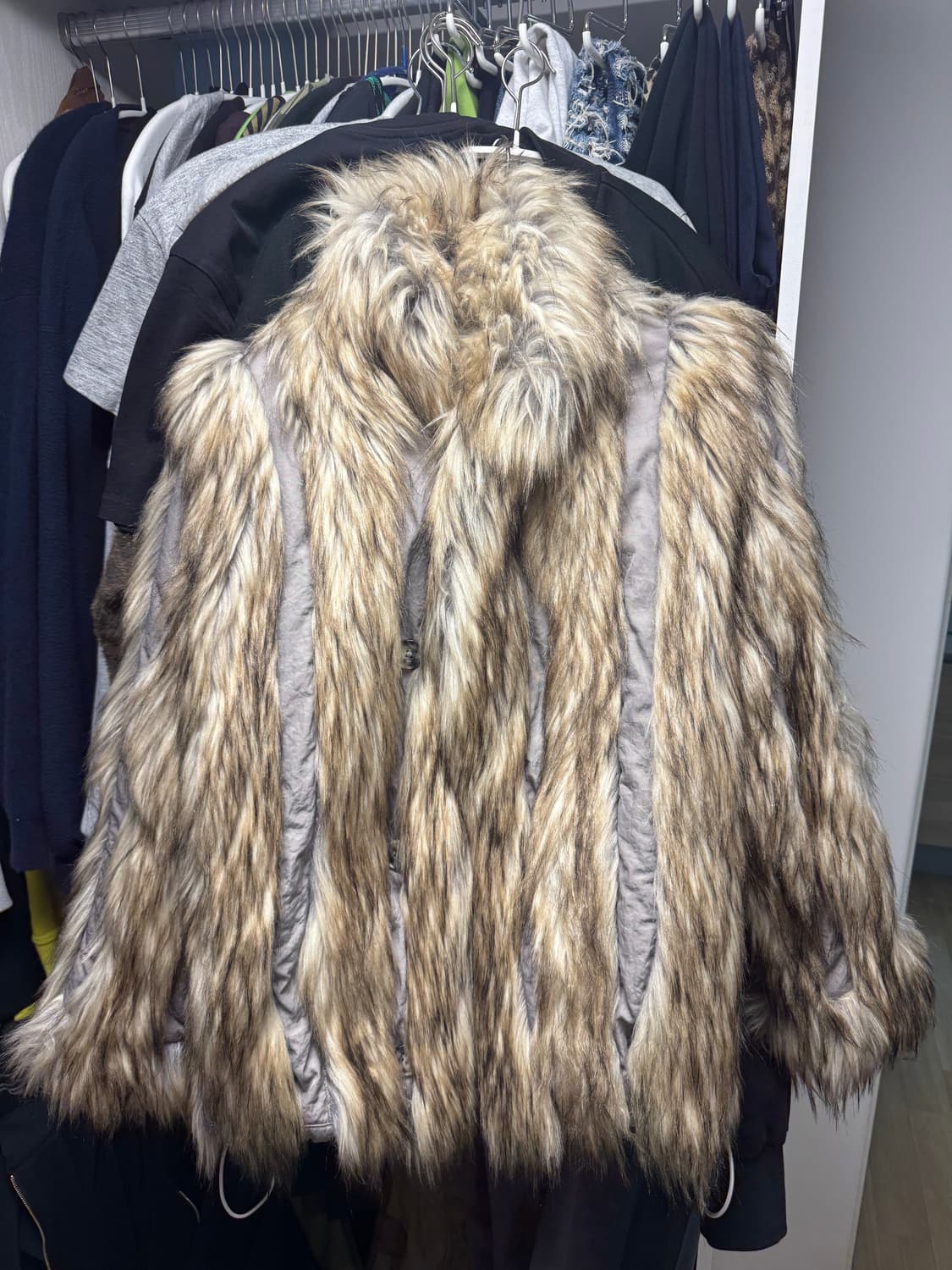 Perverze 나일론 페이크퍼 리버서블 무스탕 자켓 상품이미지5