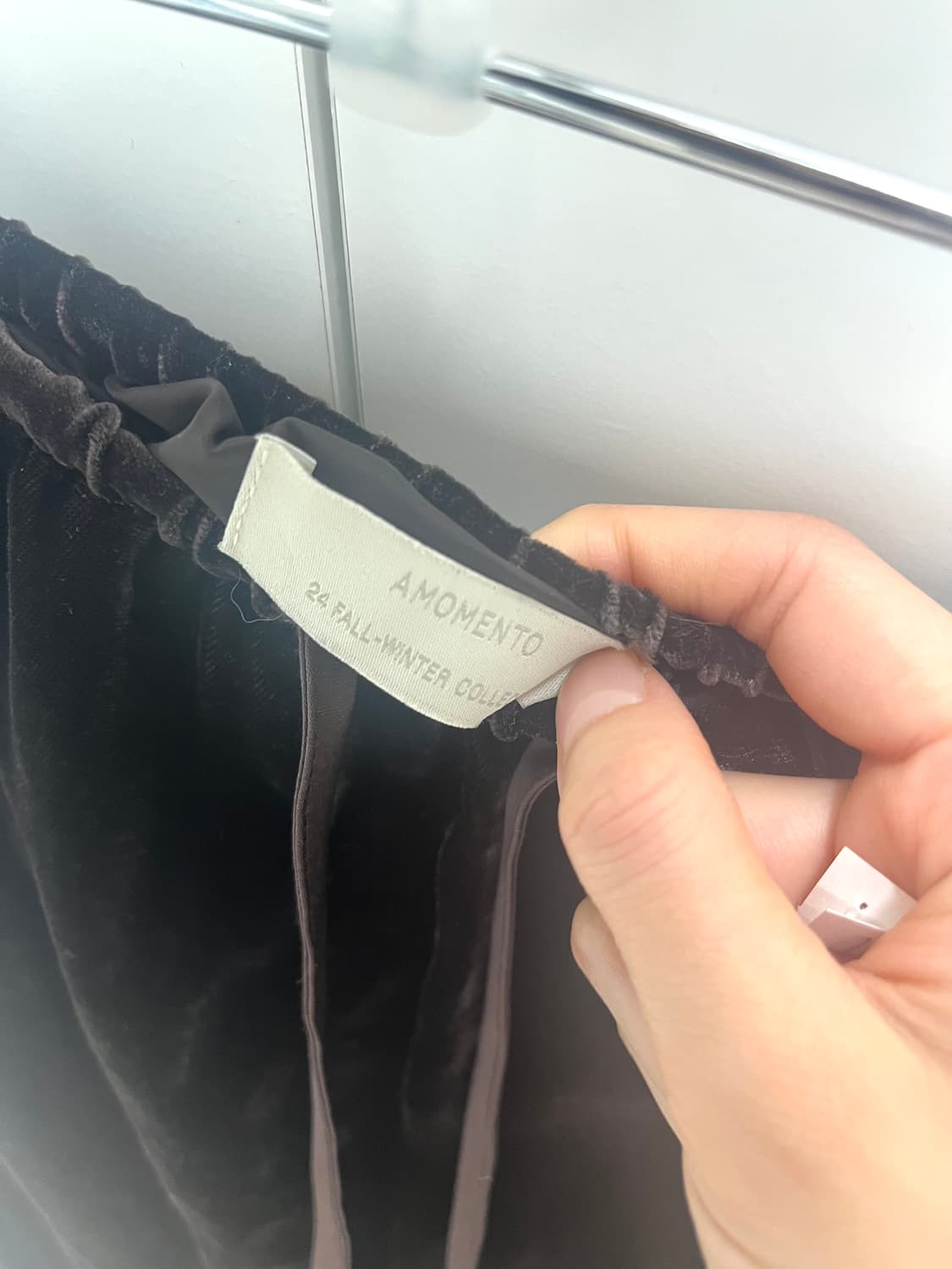 Amomento 아모멘토 벨벳 롱스커트 상품이미지8