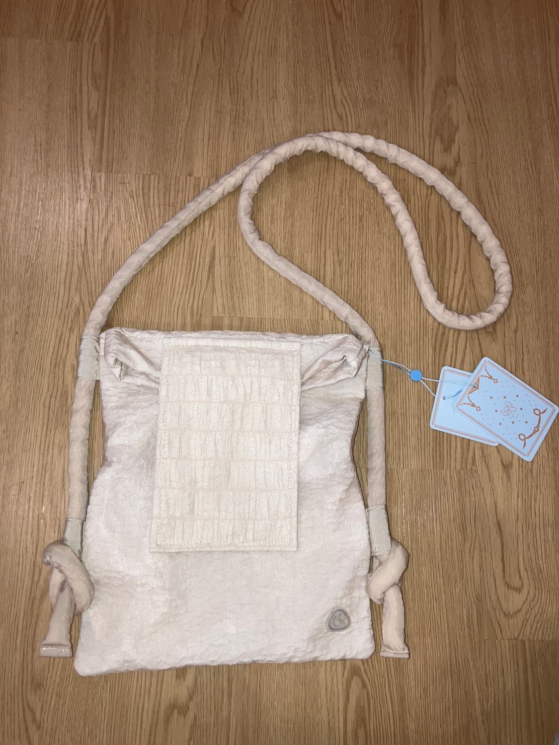 코이세이오 셔링 로프 크로스백 상품이미지1