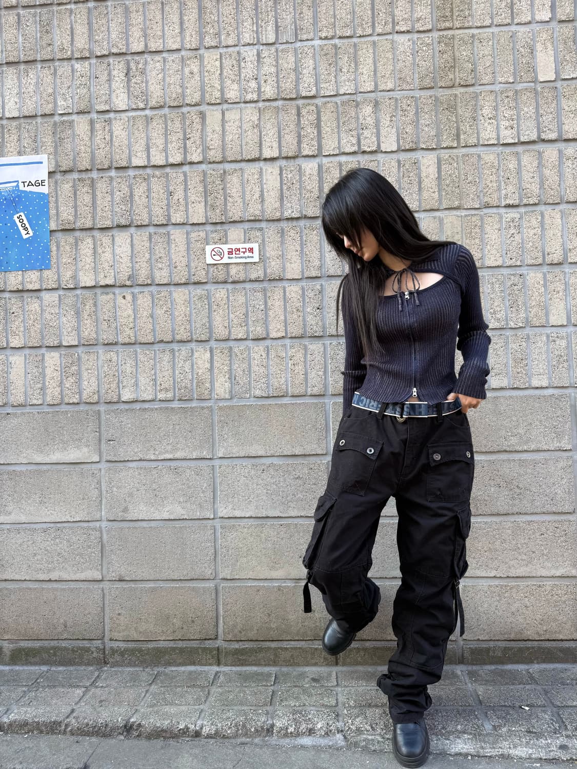 아웃포켓 디테일 블랙 카고팬츠 상품이미지3