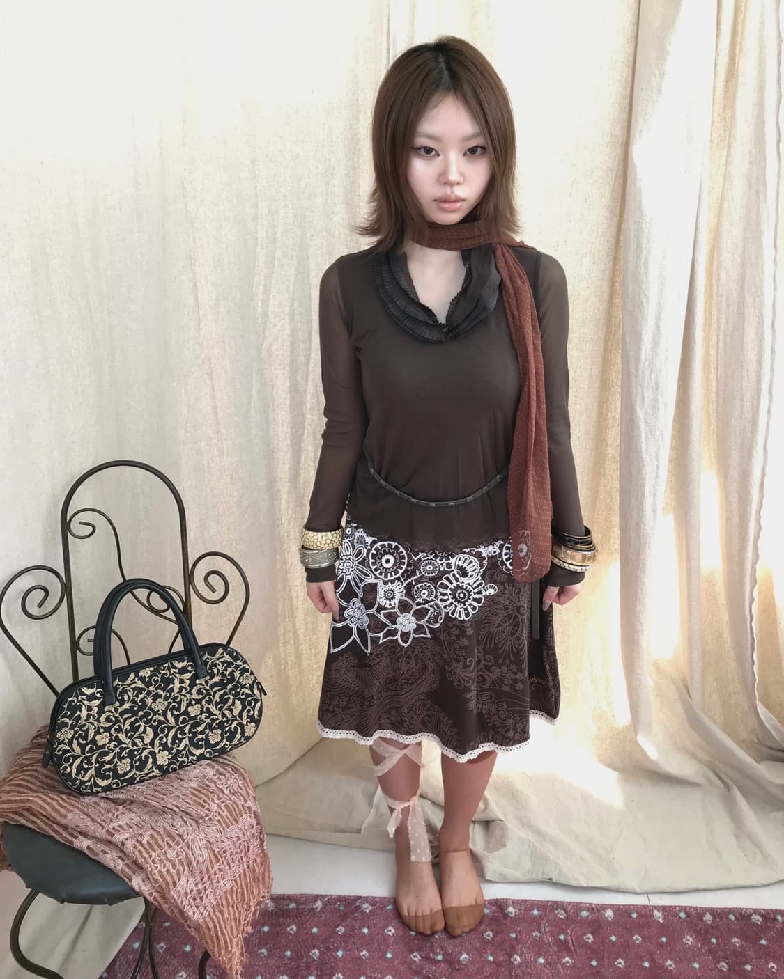 Set 러플넥 메쉬탑 & 데시구알 스커트 & 브릭 도트 스카프 상품이미지2